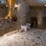 בית נופש Luxury Cave מודיקה