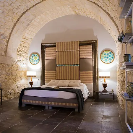 Luxury Cave *